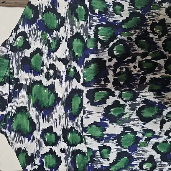 ESSENTIEL ANTWERP LEOPARD PRINT TOP - Picture 12 of 13